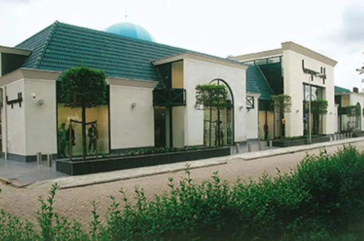 Het pand van Konijnendijk Mode in 1994