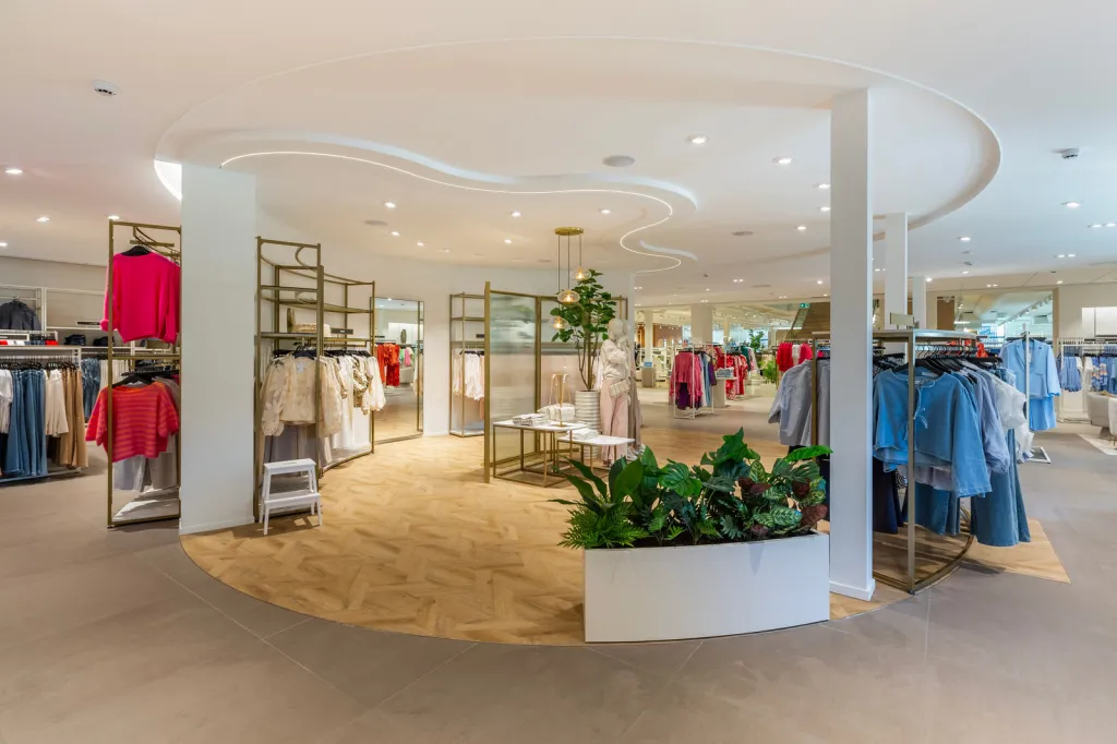 Sfeerbeeld uit de winkel van Konijnendijk Mode